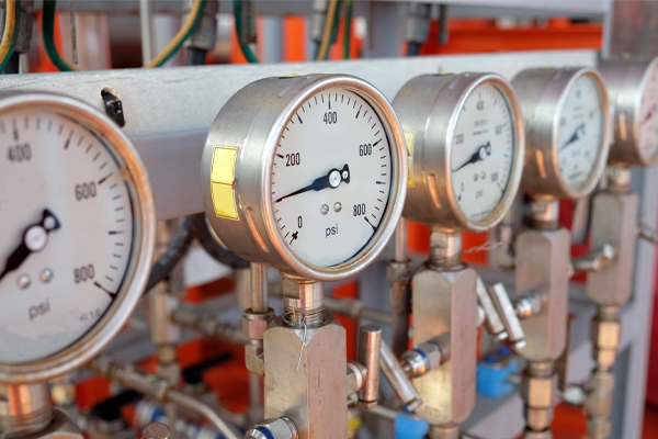 Line of Pressure Gauges